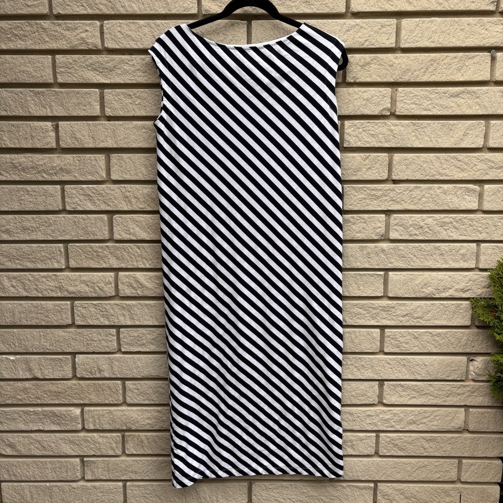 GAP Black and White Diagonal Striped Sleeveless Boxy Midi Dress Sz. S